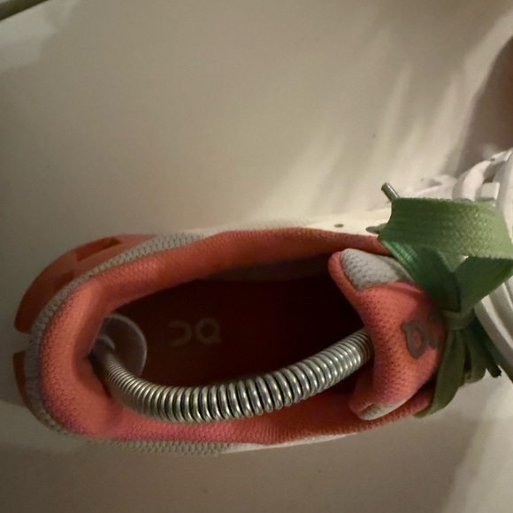 On Running Women's Athletic Shoes in White and Coral with Green Laces - Picture 4 of 8